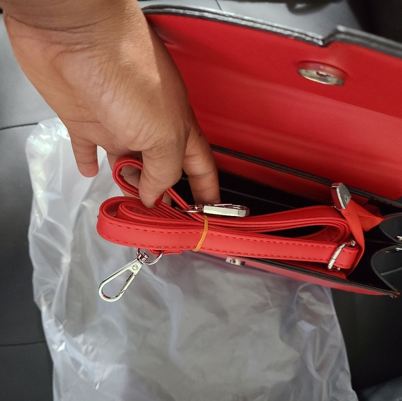 Hand bag - Picture 8 of 16